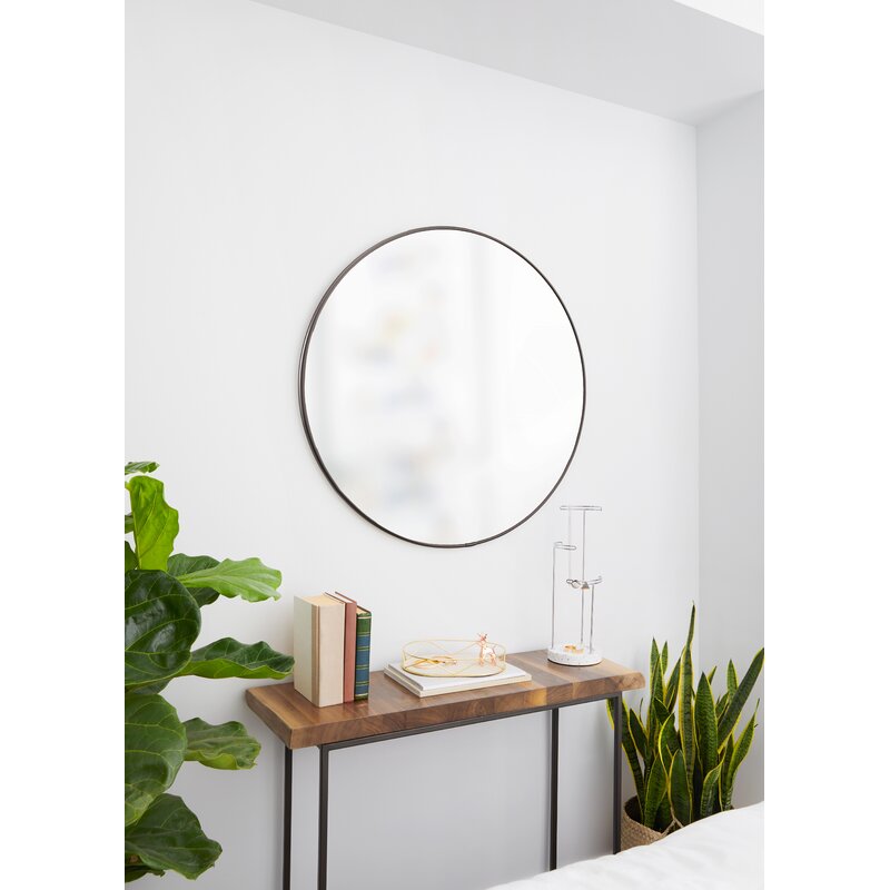 Lutino round mirror (1194)